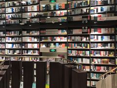 -钟书阁(群光广场店)