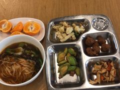 -北京市海淀外国语实验学校