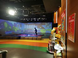 -小鸡哆哆故事屋·儿童乐园(嘉里城店)