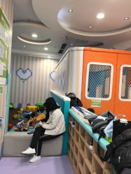 -孩子王童乐园(上海青浦吾悦广场店)