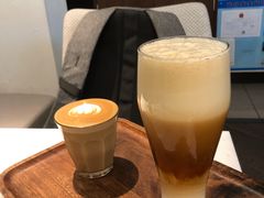 瀑布拿铁冷萃-Peet's 皮爷咖啡(东湖路手作店)
