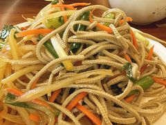 -浑河春面馆·老北京非遗鹿角面(良乡店)