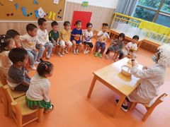 -小门牙好性格托育(北外滩中心)