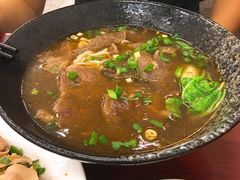 -尊品原汁牛肉面