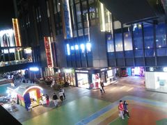 -江燕路万科里