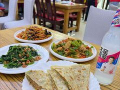 -溢心园香河肉饼总店