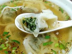 荠菜大馄饨-鲁氏汤包王(长白街店)