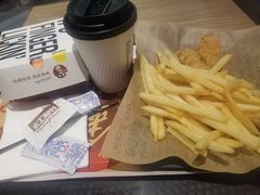 -肯德基(虹桥机场T2北指廊精选外卖点店)