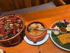 -老滇山寨•云南特色菜•地方菜•民族风情歌舞表演(金碧店)