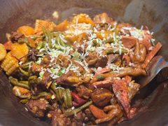 -山河屯铁锅炖(哈西站店)