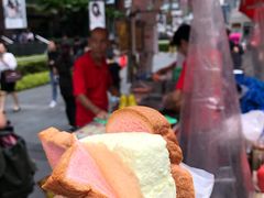 -詹爷爷乌节路街头冰淇淋