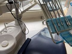 -上海仁爱医院口腔科 · 种植
