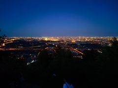 -鬼笑石后山停车场