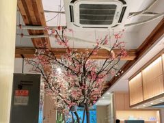 -蜜桃餐厅·伴山(湖滨商业街店)