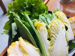 -毛辣果·贵州红酸汤牛肉火锅(西单店)