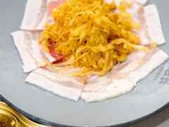 酸菜拌五花肉-金会长自助海鲜·烤肉(人民广场店)