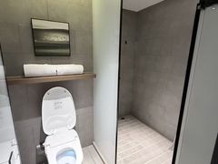 -成都锦华万达琉璃场亚朵酒店