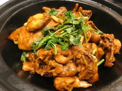 鲜鲍鱼焖鸡-老广新意(奥园店)