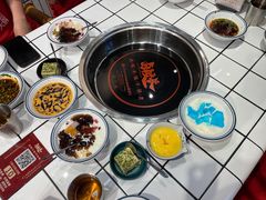 -卤校长重庆老火锅(南岗万达店)