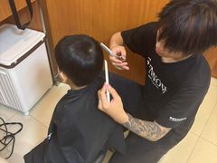 -首脑美容美发化妆美甲培训学校(龙岗校区)