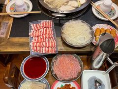 -沸炉重庆老火锅(军事博物馆店)