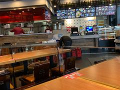 大堂-老妈米线(港龙店)