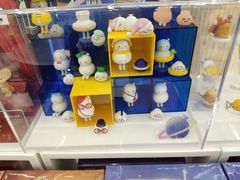 -泡泡玛特POPMART(侨福芳草地店)