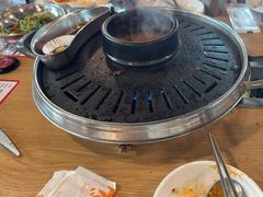 -江南猪肉商会无限续吃(弘大店)