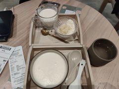 杏仁茶炖蛋白-杏甜品(尖沙咀加拿分道店)