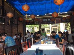 -Lanterns Vietnamese Restaurant