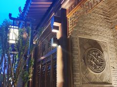 -陈仓老街美食天地