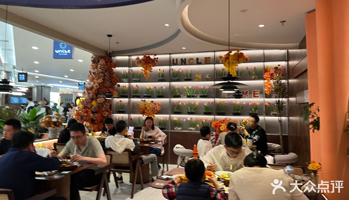 美好的一天开始了，今日份的快乐在于积极向上热爱生活。