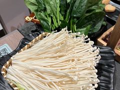 -湊湊火锅·茶憩(杭州湖滨银泰in77店)