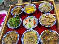 -乡村馕坑肉·烧烤·新疆菜·本地人更爱吃(阿勒泰首店)