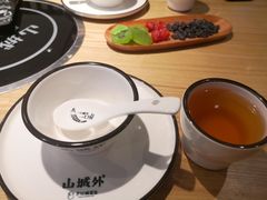 -山城外·非遗酸菜鱼(新都汇融店)