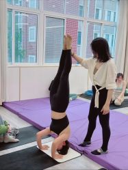 -亚太瑜伽普拉提学院