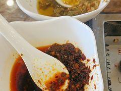 -鲁朗纳麦石锅鸡庄园
