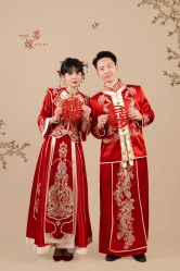 -莫兰迪婚纱摄影