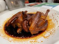 瑞士汁乳鸽-侨美·唐荔园·40年地道粤菜