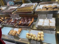 -上海哈尔滨食品厂(浦商百货昌里店)