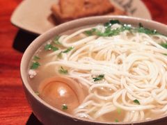 猪肘汤面-亮亮面馆(经六路店)