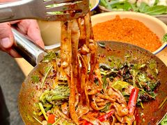 -拈签一笑黄牛肉辣卤串串