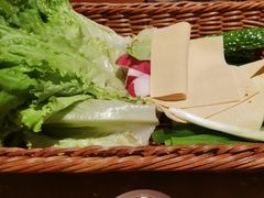 -六福烧烤酒馆(秦隆步行街店)