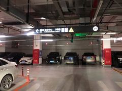 -虹桥天地-停车场