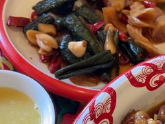 -闯关东东北农家菜(崂山石老人店)