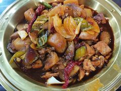 -牛一嘴·兰州牛肉面·大盘鸡(财富中心店)