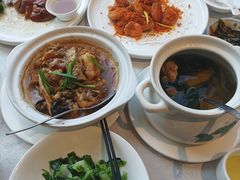 -荣誉海鲜酒楼(海湾店)