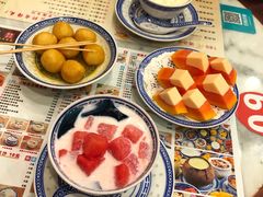 -广信牛奶甜品世家(台东店)