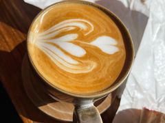 开心果拿铁-Catch Bagel(芳草地店)