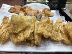 炸腐竹-潮汕美牛肉丸火锅店(天宁寺店)